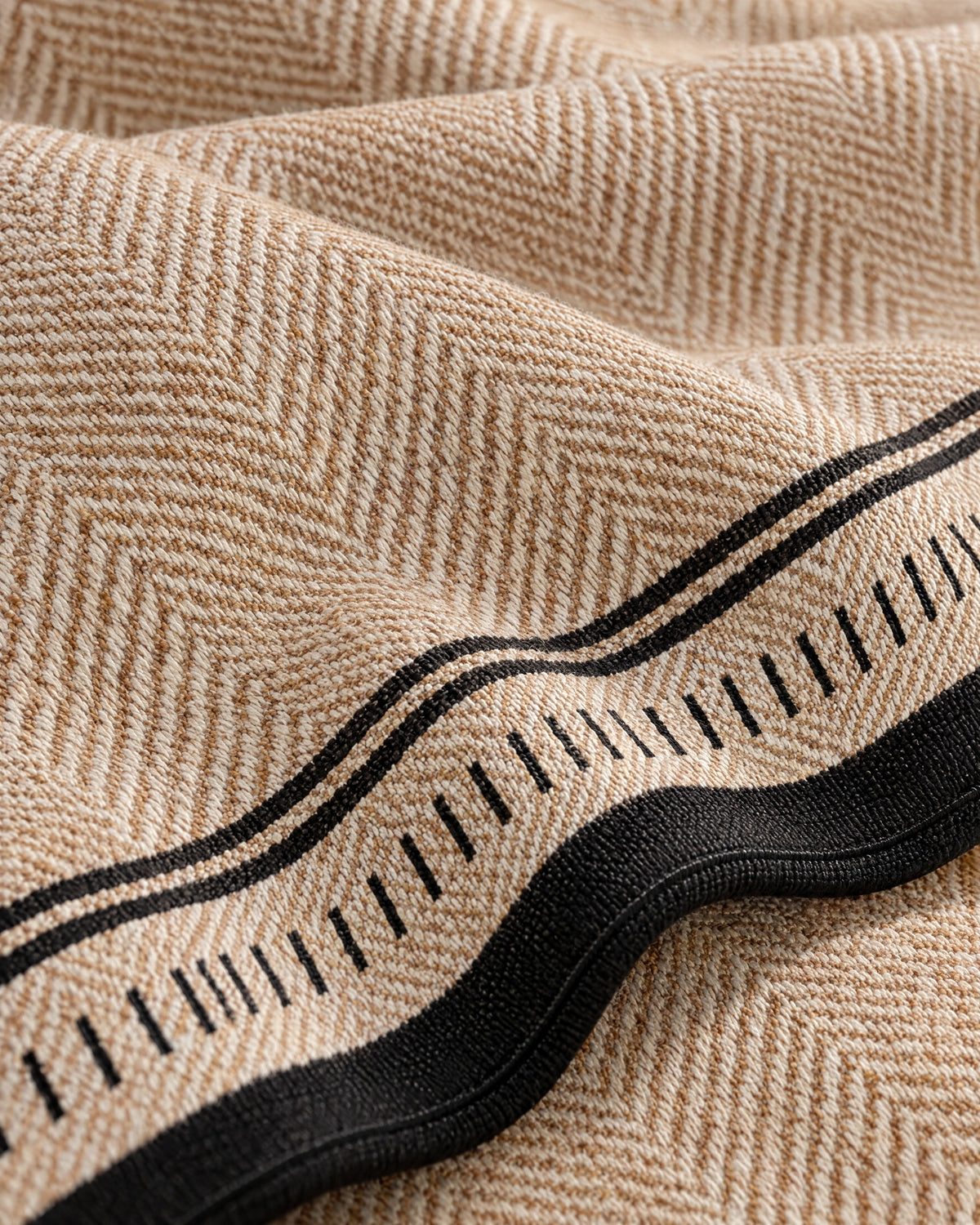 Desert Wave: Close-up of the fabric of the Modern Wave Anti-Slip Sofa Cover